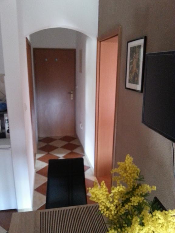 Apartment Andric Kaštela Exterior foto